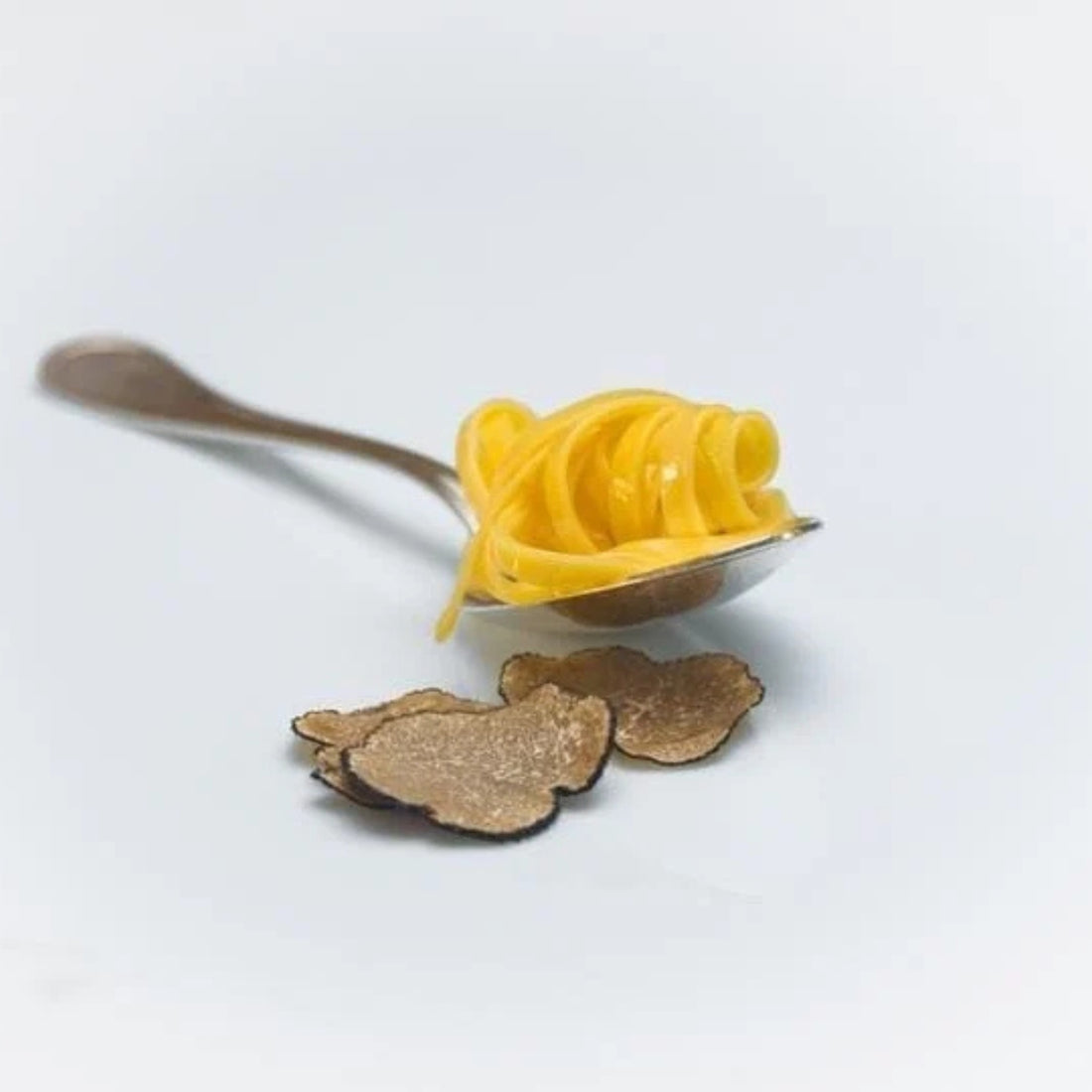 makaronai su trumais